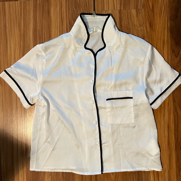 BIDE TO BE David’s Bridal silk pajama set - Picture 2 of 3